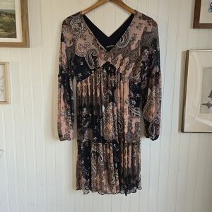 Paisley V-Neck Tiered Bohemian Spring Long Sleeve Dress in Blush and Black